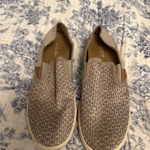 OluKai Women's Sneakers in Gray and Tan